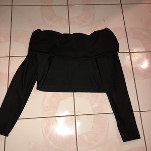 Black Long Sleeve Crop Top